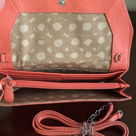 BRIGHTON 🪸CORAL🪸 SILVER-TONE LARGE ENVELOPE WALLET CROSSBODY BAG🌟EUC🌟 - Picture 10 of 17